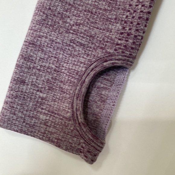 XS Victoria’s Secret Yoga top. NWOT - Picture 3 of 4